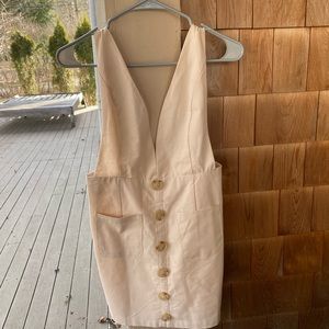 Very cute pinafore type dress